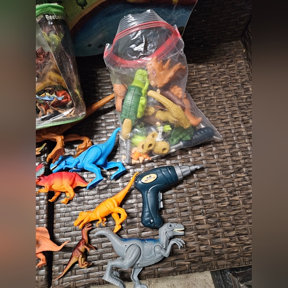 Dinosaur Play Mat Lot - Picture 4 of 5